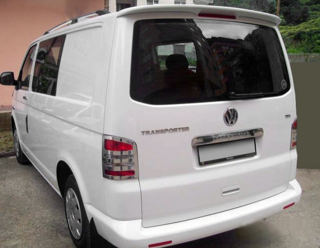 Spoiler on Volkswagen T5 and its benefits