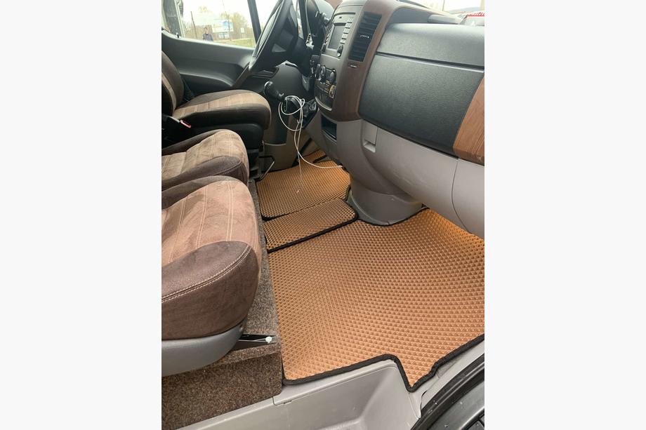 Volkswagen Crafter 2006-2016 EVA floor mats V1 (brown) Image