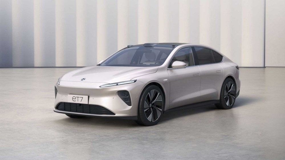 The Chinese will release an electric sedan with a range of up to 1000 km