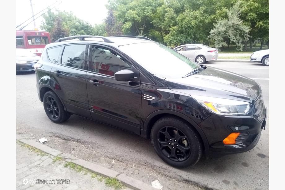 Ford Kuga/Escape 2013-2019 Turkish Roof Rails Black (2 pcs) Image
