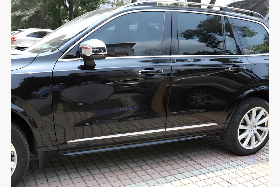 Volvo XC90 2002-2014 Chrome Door Moldings (4 pcs, Stainless Steel) Image