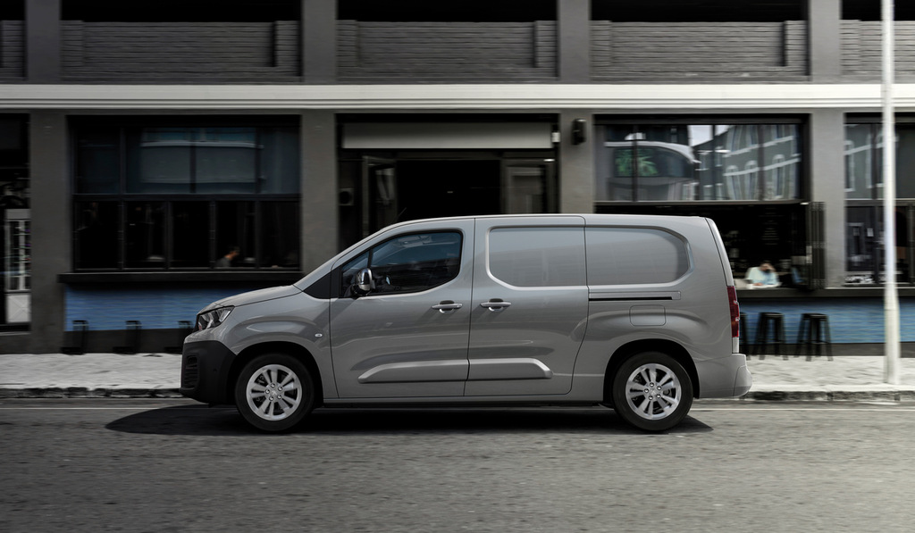 Peugeot Partner received an electric modification