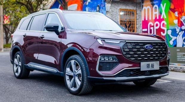 The presentation of the new large crossover Ford Equator took place