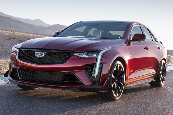 Cadillac CT4-V Blackwing: "charged" compact sedan with a 479 "horse" engine