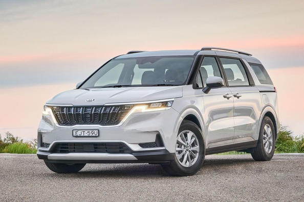 Review of the new generation KIA Carnival minivan