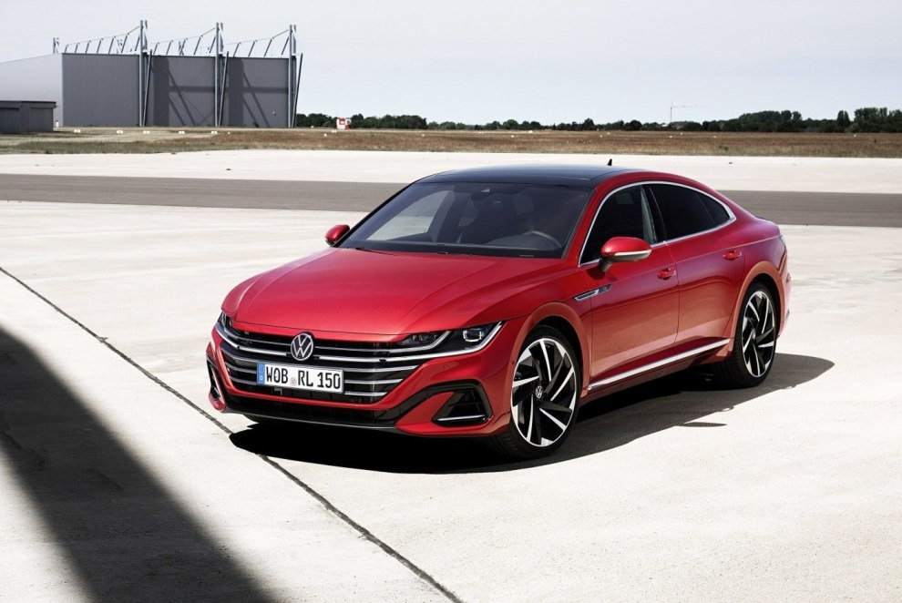 Updated liftback Volkswagen Arteon