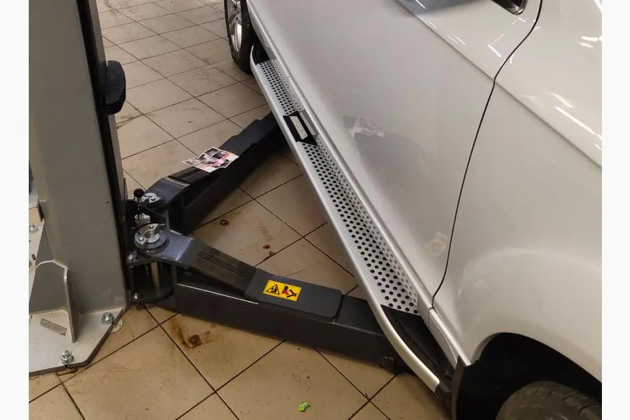 Audi Q7 2005-2015 Side Steps Mevsim Grey (2 pcs, Aluminum) Image