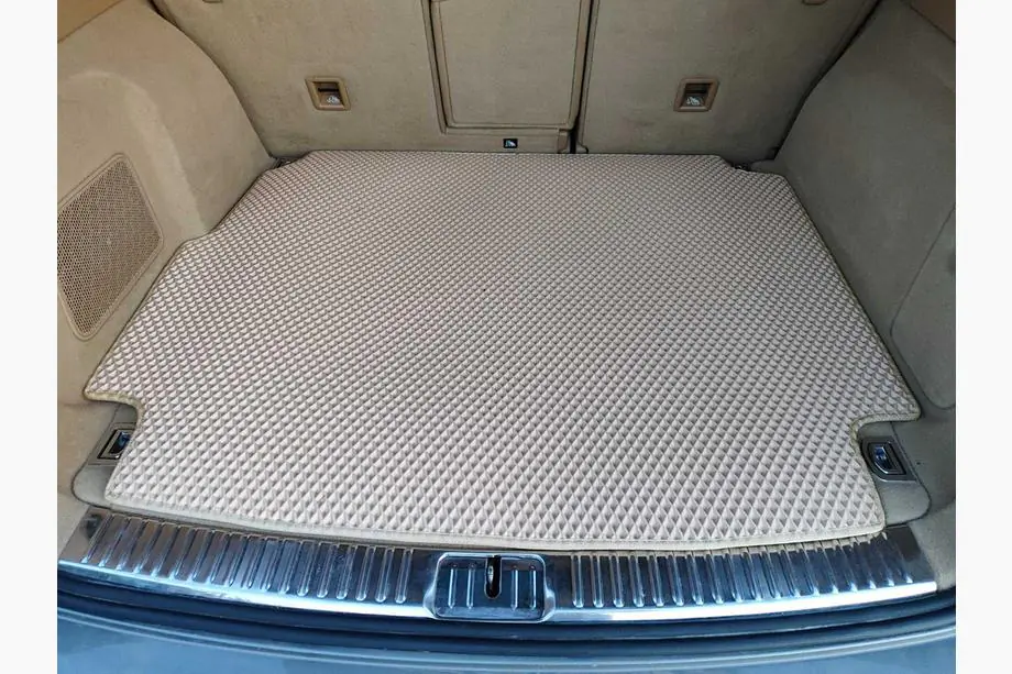 Porsche Cayenne 2010-2017 Trunk mat with subwoofer (EVA, gray) Image