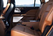 Premium seven-seater crossover Lincoln Aviator photo 10