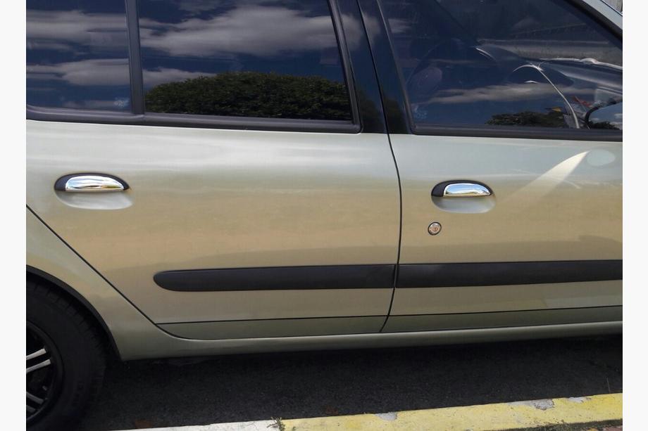 Renault Symbol 1999-2008 Chrome Door Handle Covers (Stainless Steel) 2 pcs, Carmos - Turkish Steel Photo 2