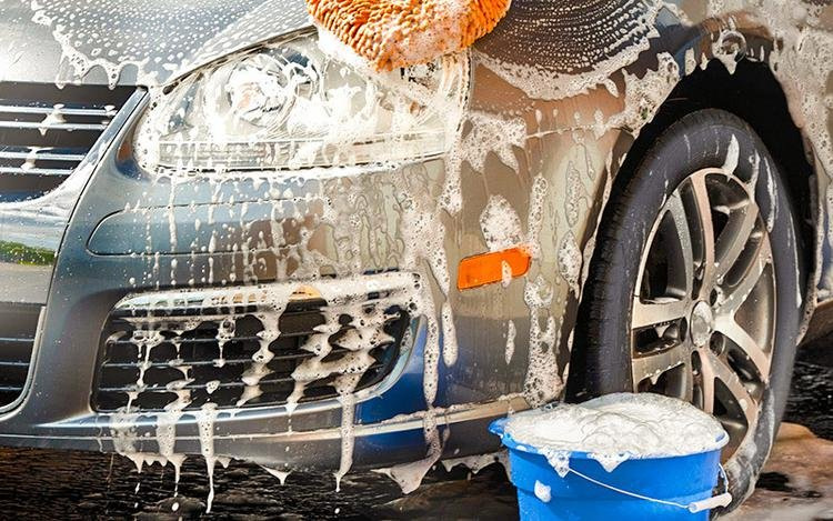 How to properly wash your car with your own hands?