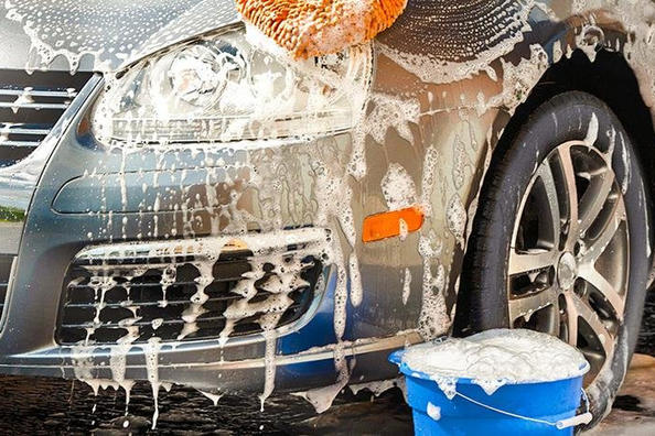 How to properly wash your car with your own hands?