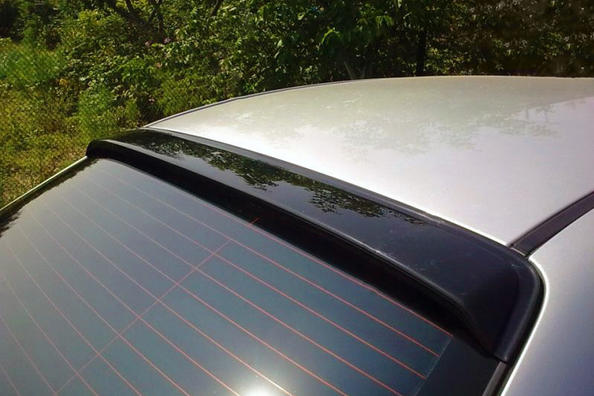 Rear window spoiler: why is it needed and what is the use
