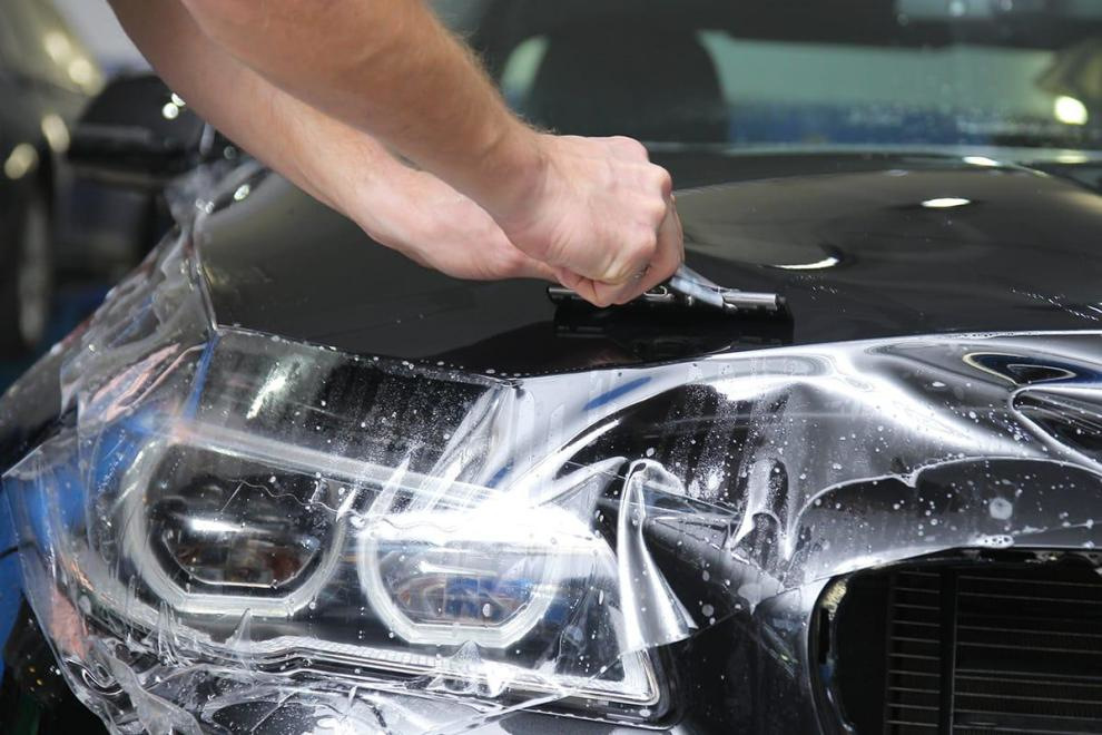 Properties of the main options for protecting the car body from minor damage