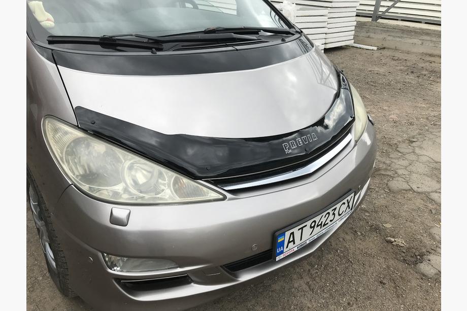 Toyota Previa 2000-2006 Hood Deflector (VIP) Image