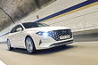 Updated sedan Hyundai Grandeur sixth incarnation photo 5