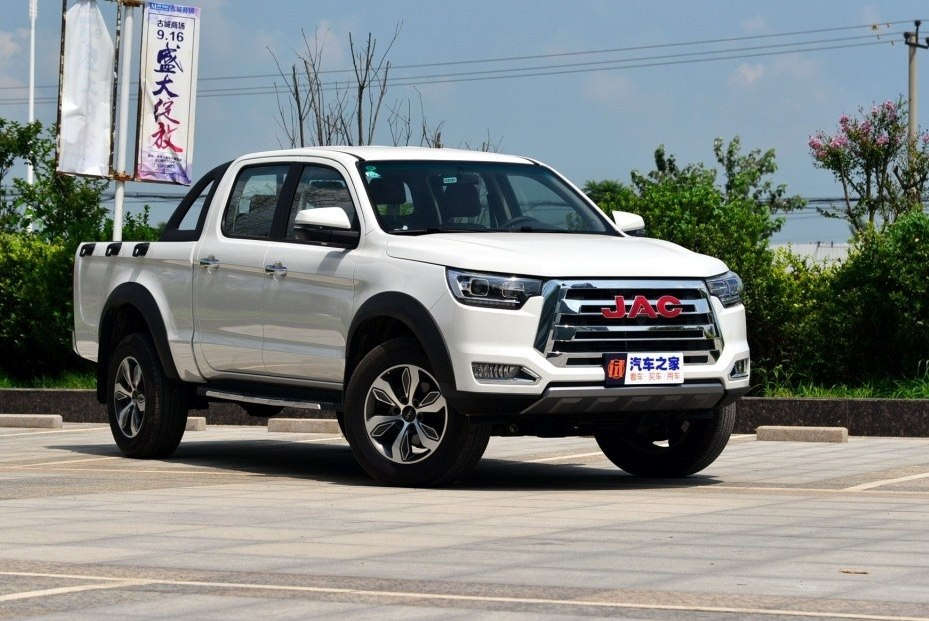 Review of JAC T8 all-wheel drive frame pickup truck