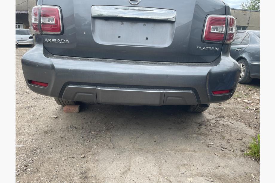 Nissan Armada 2016-2024 Rear LED Tail Lights (Original, Used, 2019) Photo 7