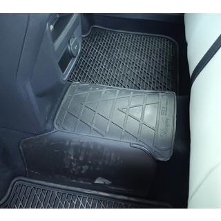Rear Tunnel Rubber Mat (Stingray Premium)