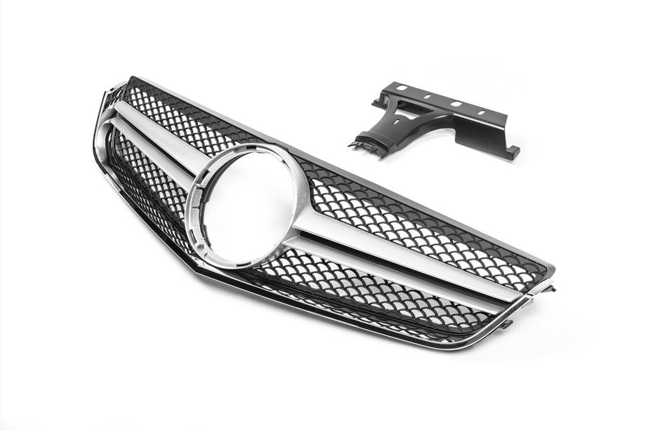 Mercedes E-class coupe C207 2010-2017 Front Grille (2009-2013, AMG Silver) Photo 3