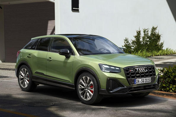 Review of the charged all-wheel drive crossover Audi SQ2