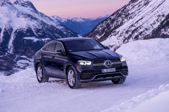 Review of the coupe-like crossover Mercedes-Benz GLE Coupe