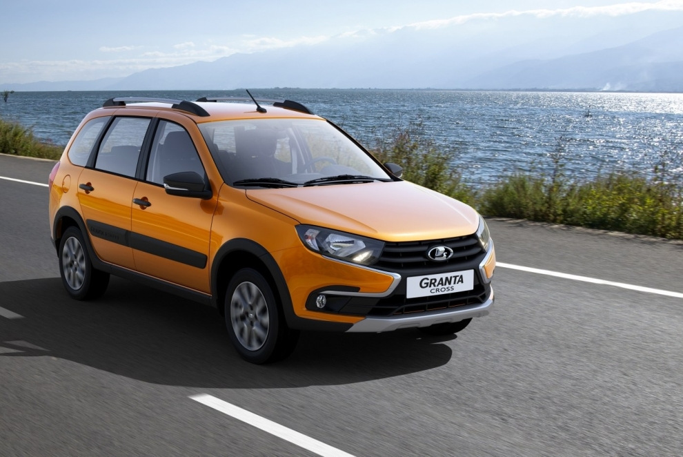 Off-road wagon Lada Granta Cross