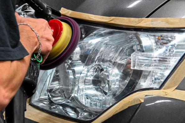 How to properly polish your headlights