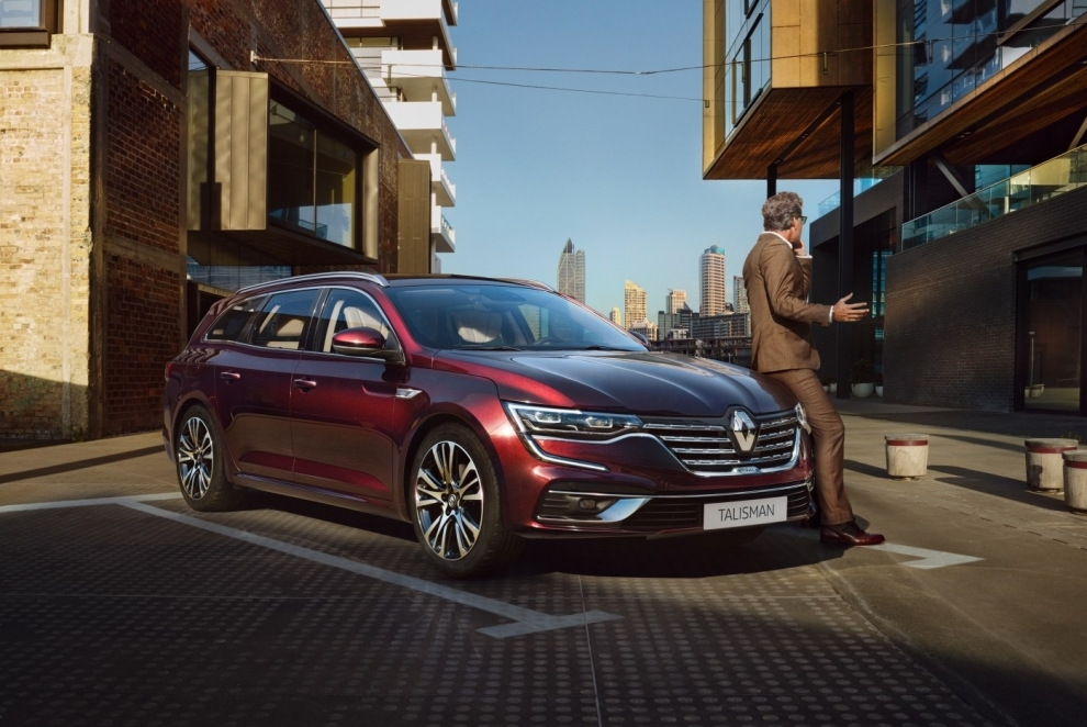 Review of the modernized station wagon Renault Talisman Estate