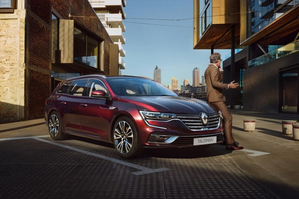 Review of the modernized station wagon Renault Talisman Estate