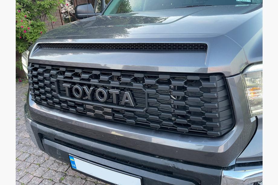 Toyota Tundra 2007-2021 Front Grille Type-2 (2014+) Image