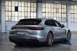 Review of the all-wheel drive station wagon Porsche Panamera Sport Turismo photo 6