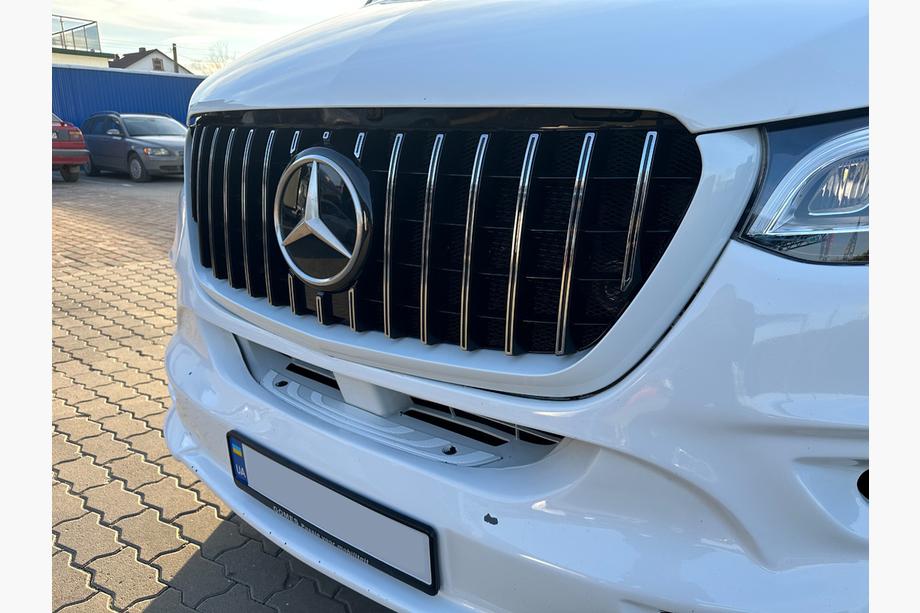 Mercedes Sprinter W907/W910 2018- Front Grille Panamericana GT Chrome Premium V1 Photo 5