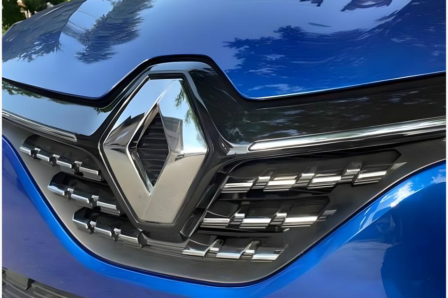Renault Clio V 2019- Chrome Grille Covers (6 pcs) OmsaLine - Italian Stainless Steel Image