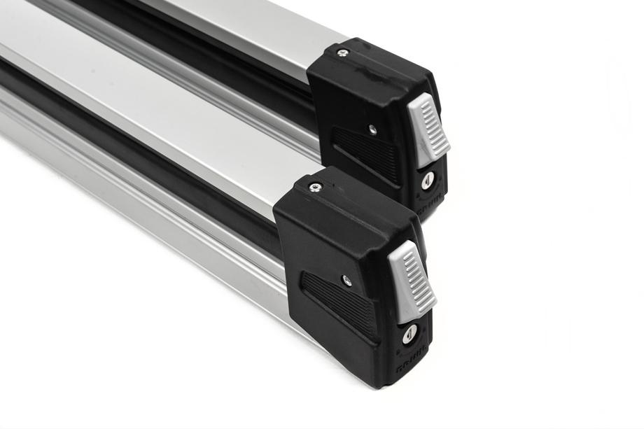 Ski Rack (for Roof Cross Bars) Photo 14