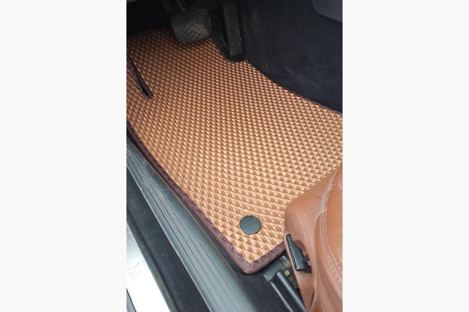 Mercedes E-class W211 2002-2009 EVA Floor Mats (brick red) Image