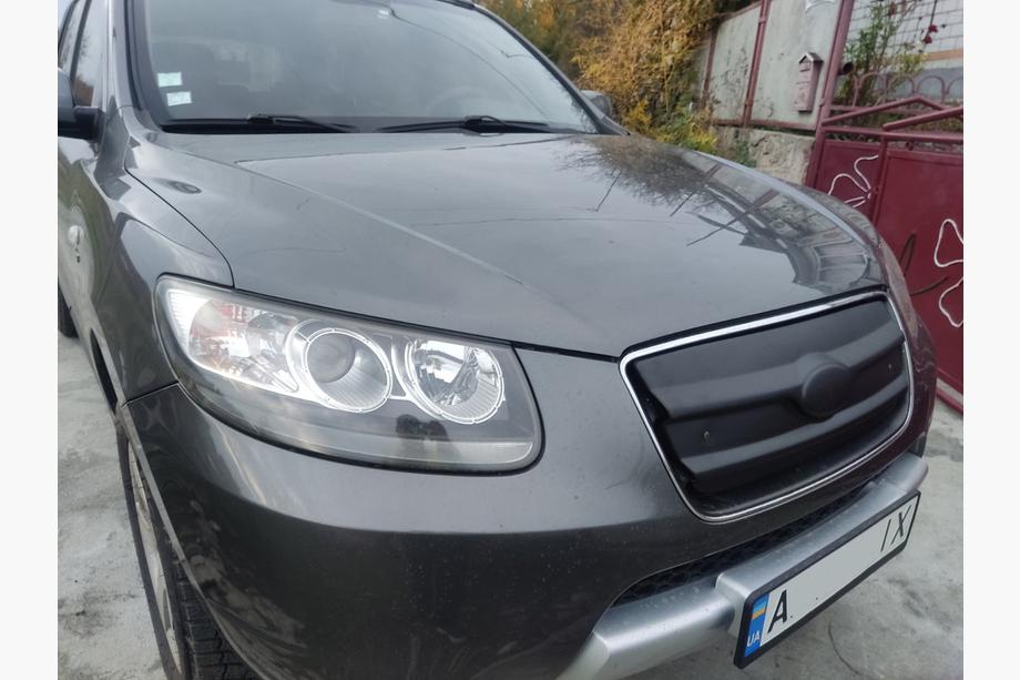 Hyundai Santa Fe 2 2006-2012 Winter grille 2005-2010 (upper) Matte Photo 3