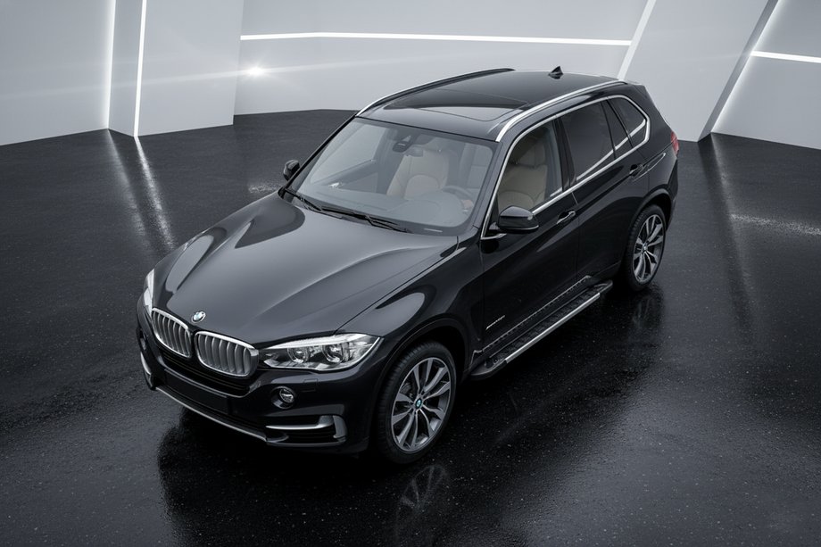 BMW X5 F15 2013-2018 Side Steps RedLine (2 pcs, Aluminum) Image