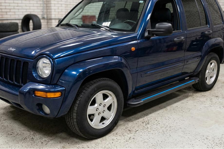 Jeep Cherokee/Liberty 2002-2007 Side Steps Maya Blue (2 pcs, Aluminum) Image