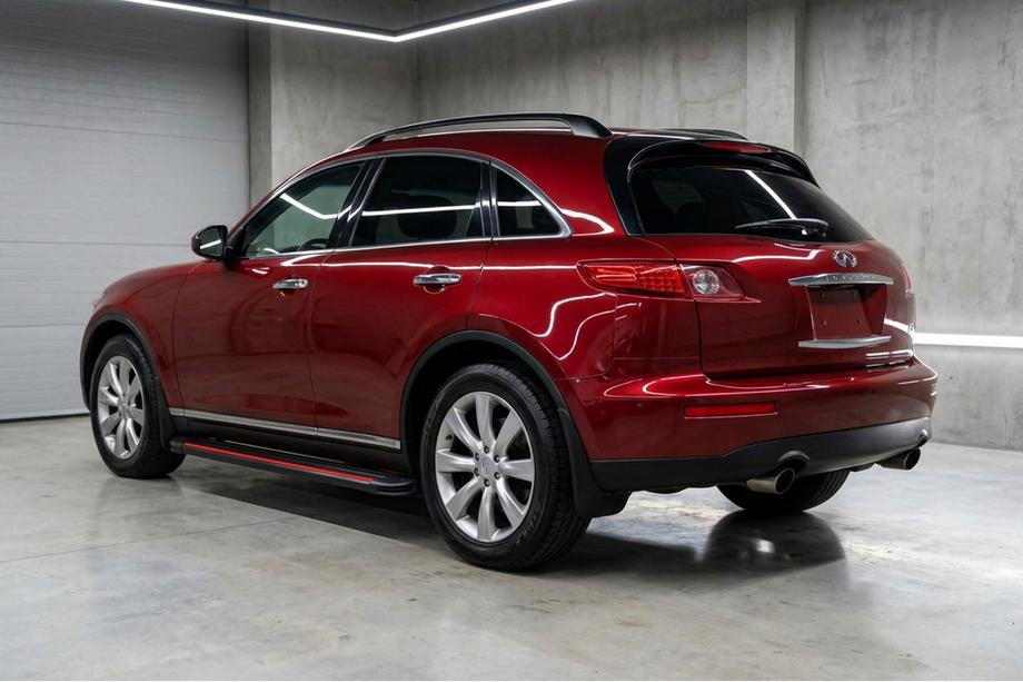 Infiniti FX 2003-2008 Side Steps Maya Red (2 pcs, Aluminum) Image