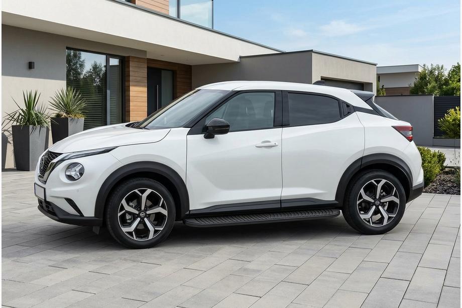 Nissan Juke 2020- Side Steps Tayga Black (2 pcs, Aluminum) Image