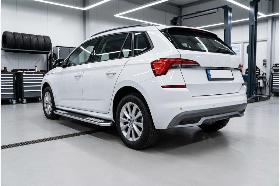 Skoda Kamiq 2019- Side Steps Tayga V2 (2 pcs, Aluminum) Image