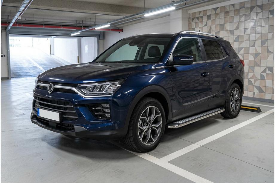 SsangYong Korando 2019- Side Steps Maydos V2 (2 pcs, Aluminum) Image