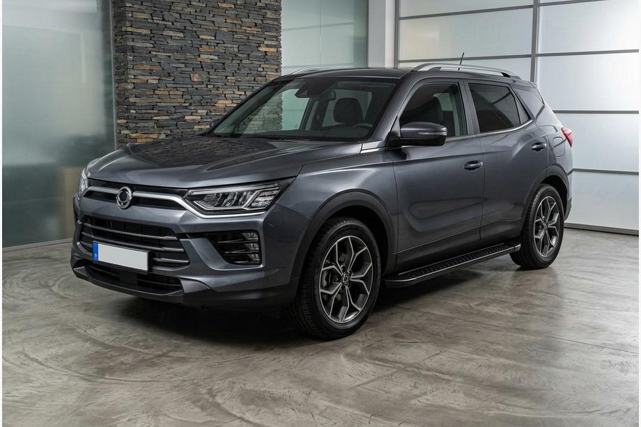 SsangYong Korando 2019- Side Steps Allmond Black (2 pcs, Aluminum) Photo 1