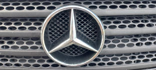 Mercedes Viano 2004-2014 Front emblem (2004-2010) photo 1