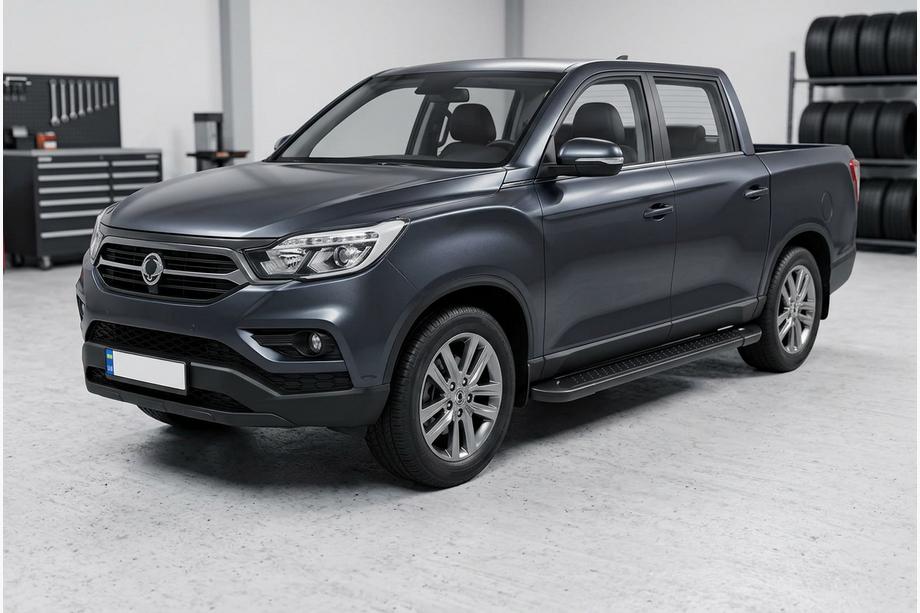 SsangYong Musso II 2018– Side Steps Allmond Black (2 pcs, Aluminum) Image