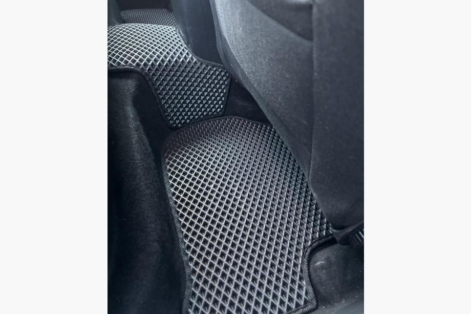 Volkswagen Golf 6 2008-2014 EVA Floor Mats (black) Photo 3