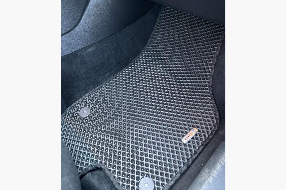 Volkswagen Golf 6 2008-2014 EVA Floor Mats (black) Photo 1