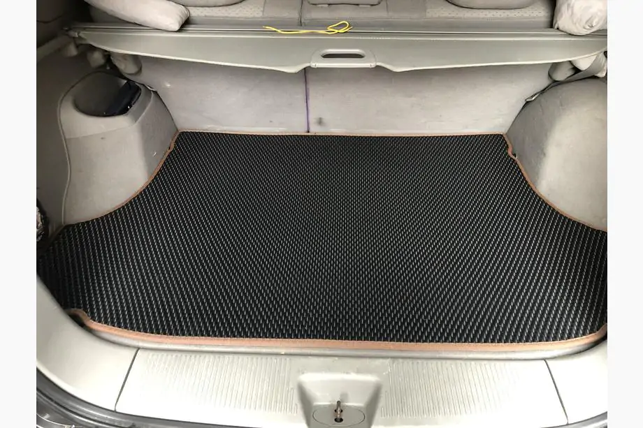Kia Sorento I BL 2002-2009 EVA Trunk Mat (black) Image