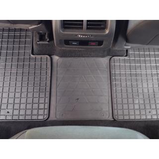 Rear Tunnel Rubber Mat (Stingray Premium) Volkswagen Touran 2015- photo 1